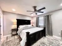 Wknd@Bernies-Romantic Secluded Desert Oasis-Cozy 2Bd Villa-Pvt Hot Tub Boat Prkg