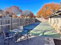 Pool, Heated Spa, Sports Court, BBQ