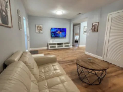 Cozy Cattle View Cottage Hoteles en Condado de Okeechobee