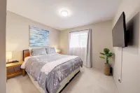 Cozy 3 bed 1 bath entire house- up to 6 people Hotels in Westland