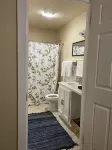 Cozy Loft Apartment....Safe quiet area.... Great for singles or couple