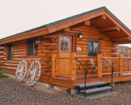 The Bighole Cabin at J&J Cabins Hotels in Lemhi County