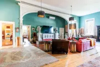 Church of the Perpetual Boogie: near VIR & Casino