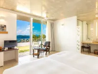413 Hamahiga Hotel＆Cafe Hotels in Uruma