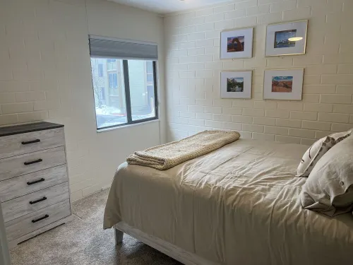 2 bedroom + loft w/AC close to it all!!