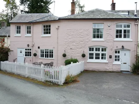 East Cottage, CHURCH STRETTON