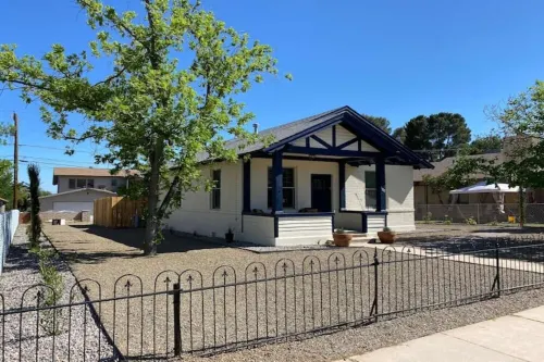 Cozy Historic home near Sedona with Beautiful Views! Hotels in Clarkdale