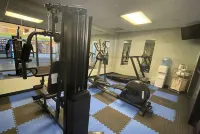 Baymont by Wyndham Hannibal - Gym