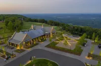 位於McLemore度假村的Cloudland，Curio Hilton山景房 拉菲特住宿飯店