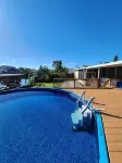 Shadow's Oasis, Tropical Cozy 2/2 w/ Pool, Sundeck & Fishing in your own space! - Kolam Renang
