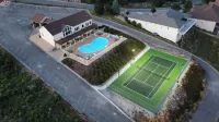 Spacious Condo with No Stairs - 3 Bedrooms/3 Bathrooms - King Beds - Sleeps 7