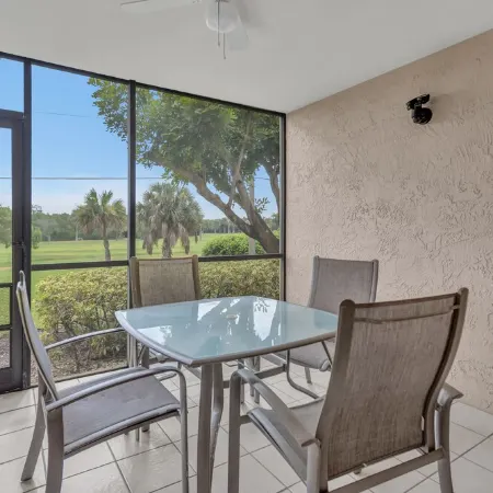 Relax by the sea! Jupiter 1-bedroom condo near Jupiter Beach