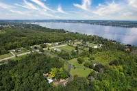Whole House, Scenic Post and Beam Home Overlooking Canandaigua Lake! Sleeps 10