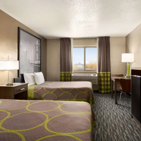 Super 8 by Wyndham Joliet I-55 N/Chicago