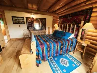 Perfect for Couples Or Families Up To 4 In Lovely Two Story Log Home