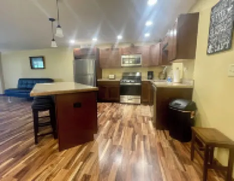 The Boatyard Loft and Suites Unit B