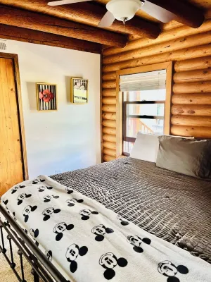 Log cabin - Hot Tub - Fire Pit