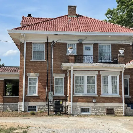 Lg Historic.  2 bulk MSU. Hammond.  OTC.  Downtown close