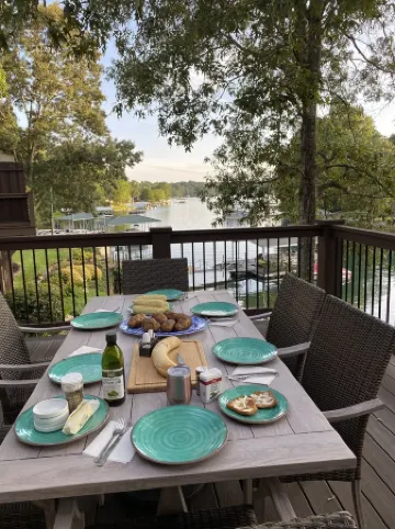 Lake Keowee Retreat! Swim, Boat, Kayak & Relax on Dock Just Steps from the Water