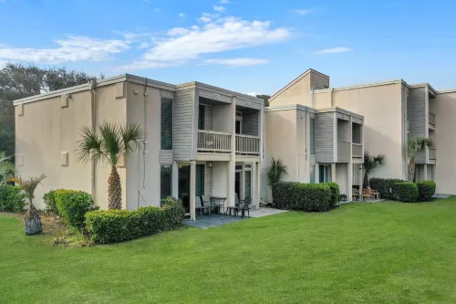 Spectacular ocean front, renovated townhome near Driftwood Beach!!