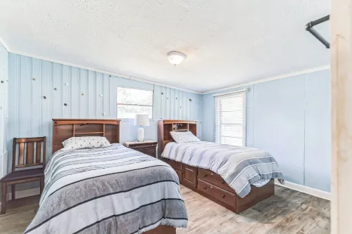 Lake Sweet Hut by Lake Texoma-B