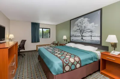 Super 8 by Wyndham Osceola IA Hotels in Osceola