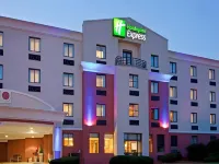Holiday Inn Express Boston - Saugus