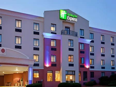 Holiday Inn Express Boston - Saugus