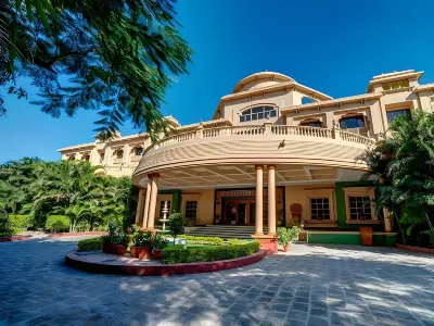 Renest Shraddha Inn - Shirdi Hotels near Shree Saibaba Sansthan Trust, Shirdi