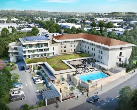 メルキュール アヴィニョン TGV ホテル エ スパ アヴィニョンのホテル