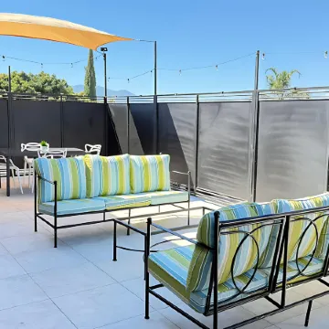 Large Modern Ajijic 1 King Bdrm Home -Walk to Everything -Gym -Pickleball Court