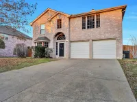 Heated Pool and Hot tub in Rowlett/Game Room/Near Lakes