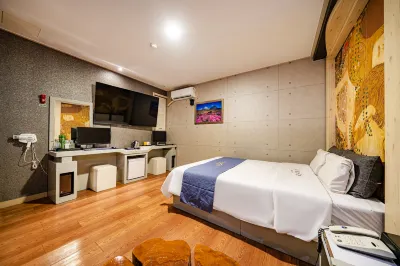 Dobong (Banghak Station) Lux Hotels in 
