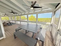 Secluded Tropical Retreat: 60' Dock, Large Pool, World-Class Fishing & Lobster