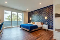 Rhapsody in View Boutique Hotel - balcony