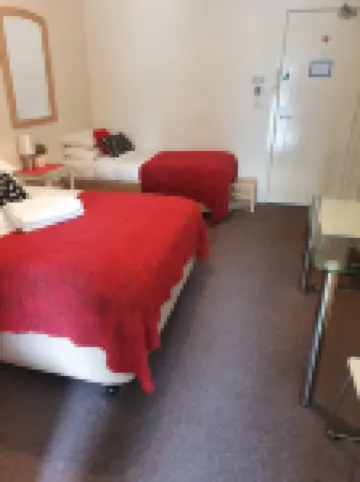 Griffith Studio Canberra - Free Parking