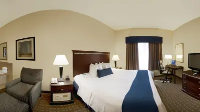 Holiday Inn Express & Suites Allentown West Hotels in Lower Macungie Township