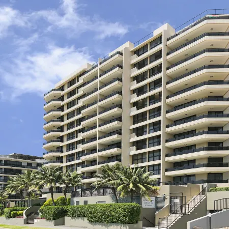 Clubb Coolum Beach Resort Sunshine Coast