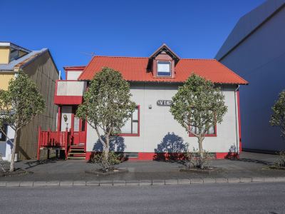 Lava Guesthouse
