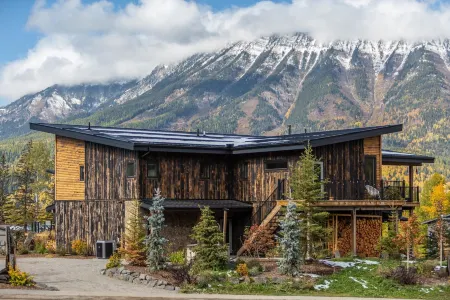 Blackstone B&B Отели в г. Ферни