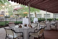 DoubleTree Suites by Hilton Cincinnati - Blue Ash Hotels in Sharonville