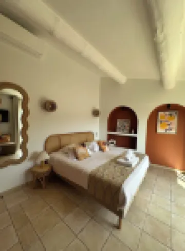 Mas des Romarins, the Originals Relais