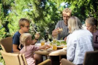 Lampeland Hotel - breakfast