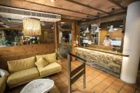 Hotel Restaurant les Brases Hotels in Rialp