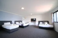 Lakeside Inn Wollongong Hotels in Oak Flats