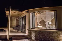 Abelana River Lodge Hotels near Ramotshinyadi
