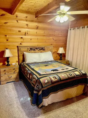 Beary Charming Hotels in Gatlinburg