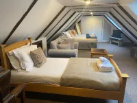 Dyke Farm Barn | by Huluki Sussex Stays فنادق في 