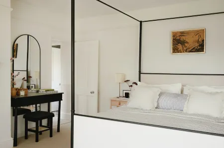 Trinity Farmhouse - Stunning House & Gardens! Отели в г. Сайренсестер