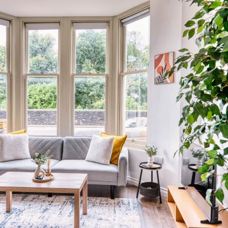 Stunning 2 Bed by the City Centre & Bute Park